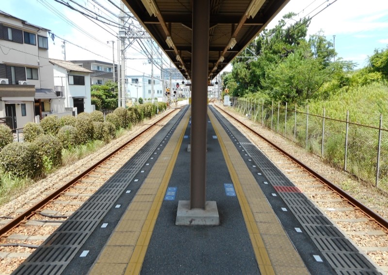 ローカルな駅の写真