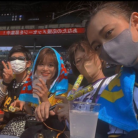 家族みんなで行った阪神甲子園球場！妹が阪神のFCに入ってくれたおかげで、選手を初めて間近でみれた母も大喜び。またみんなでいきたいな！