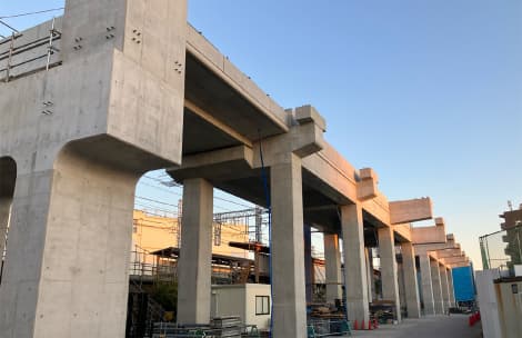 下り線部分の高架橋が完成（伝法駅周辺）